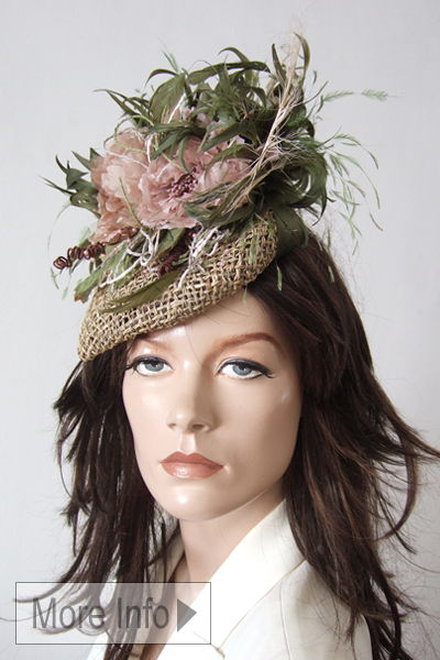 Floral Mother of the Bride Fascinator 2026. Modern Style Mother of the Bride Hats 2026. Nude colour Mother of the Bride Hats 2026. Nude colour Hats for Royal Ascot 2026. Royal Ascot Hat Hire 2026. Fashionable hats for the races 2026. Fashionable Mother of the Bride Hats 2026. Designer Hats for Weddings 2026.