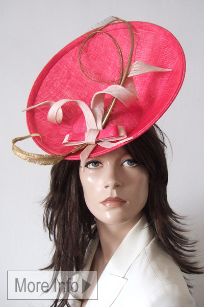 Edwina Ibbotson Mother of the Bride Hat. Royal Ascot Hat Hire 2026. Amazing Hats for Royal Ascot Races 2026. Coral Pink Wedding Hats. Royal Ascot Designer Hats 2026. London Hat Hire. Coral Pink Mother of the Bride Outfits. Where to Hire Hats UK.