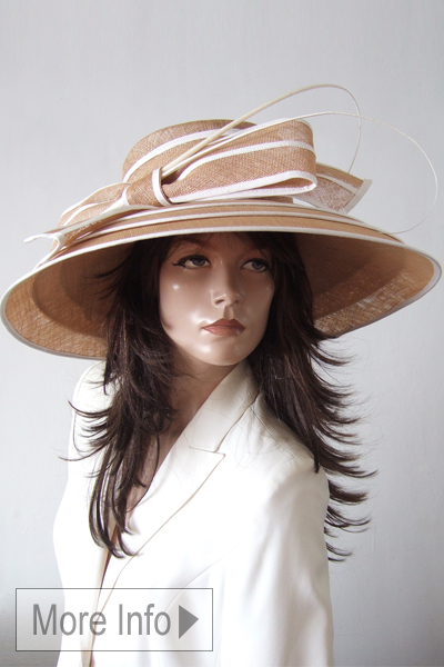 Large Classic Hat for the Races. Nude colour hat for Royal Ascot. Big Hat for Royal Ascot. Designer Hat Hire for Royal Ascot. Hats for Ascot Races. Mother of the Bride Hats 2026.