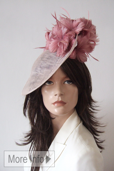Dusky Pink Fascinator, Dusky Pink Fascinator Hat for Hire. Dusky Pink Hats for Royal Ascot Races 2026. Dusky Pink Mother of the Bride Hat 2026. Royal Ascot Hat Hire, Dusty Pink Hats for Royal Ascot 2026, Hat Hire Berkshire, London Hat Hire