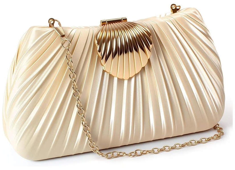Champagne Gold Clutch Bag 2026. Gold Clutch Bags for Royal Ascot Races 2026. What to wear for Royal Ascot 2026. Champagne Gold Mother of the Bride Clutch Bag 2026. Bags you can wear with a Nude dress 2026.
